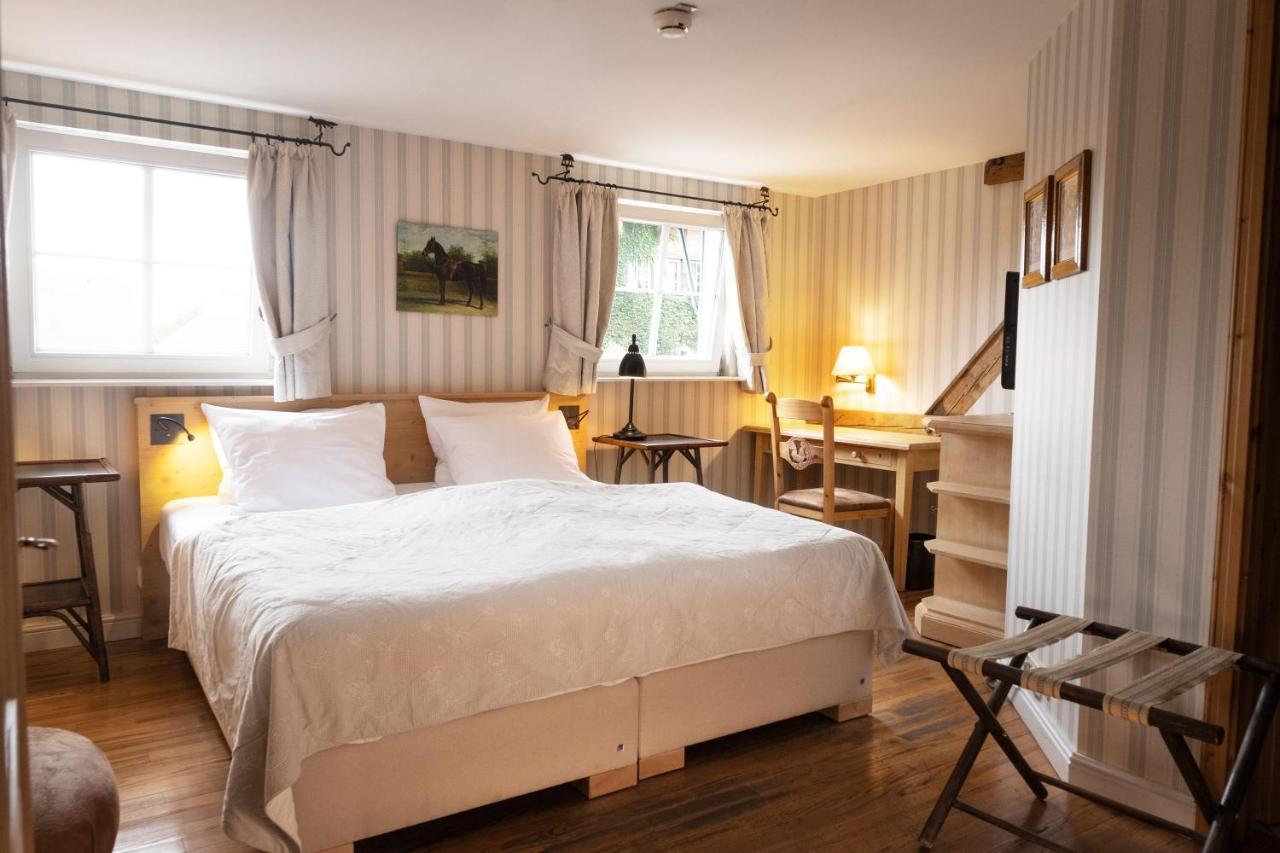 Der Linslerhof - Hotel, Restaurant, Events & Natur Überherrn Esterno foto