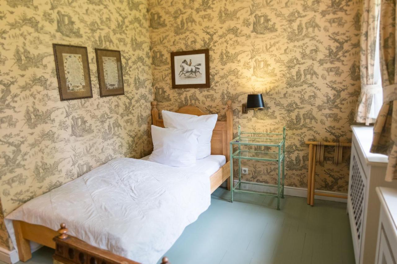 Der Linslerhof - Hotel, Restaurant, Events & Natur Überherrn Esterno foto