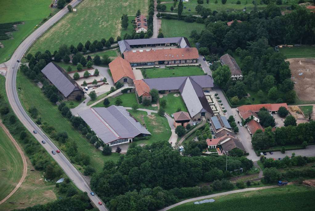 Der Linslerhof - Hotel, Restaurant, Events & Natur Überherrn Esterno foto