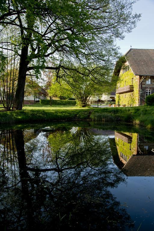 Der Linslerhof - Hotel, Restaurant, Events & Natur Überherrn Esterno foto
