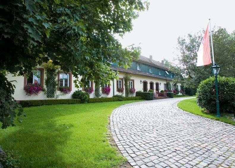 Der Linslerhof - Hotel, Restaurant, Events & Natur Überherrn Esterno foto